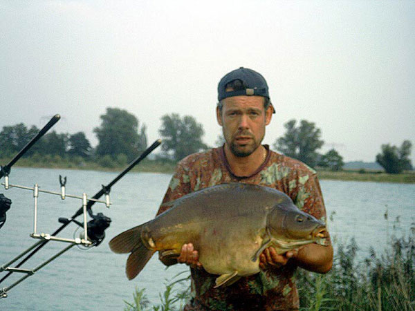 Spiegelkarpfen, 12 kg gefangen von Gösta Woithe im September 2005